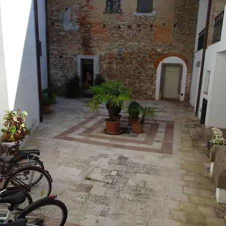 Charmerooms Moroni 3* Stezzano